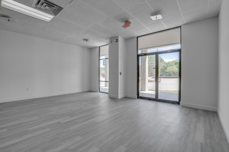 1000 Caruso Blvd, Slidell, LA for lease - Interior Photo - Image 3 of 23