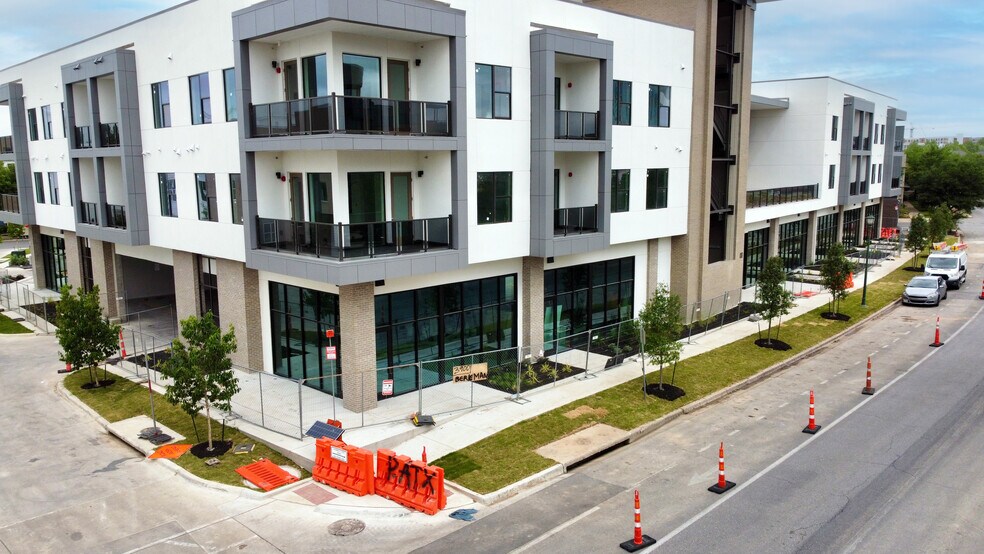 2805 MCCURDY ST, Austin, TX à vendre - Photo du bâtiment - Image 3 de 9