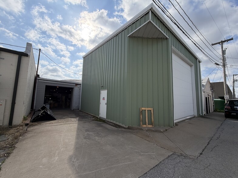 1240 Swift Ave, North Kansas City, MO for sale - Building Photo - Image 3 of 9