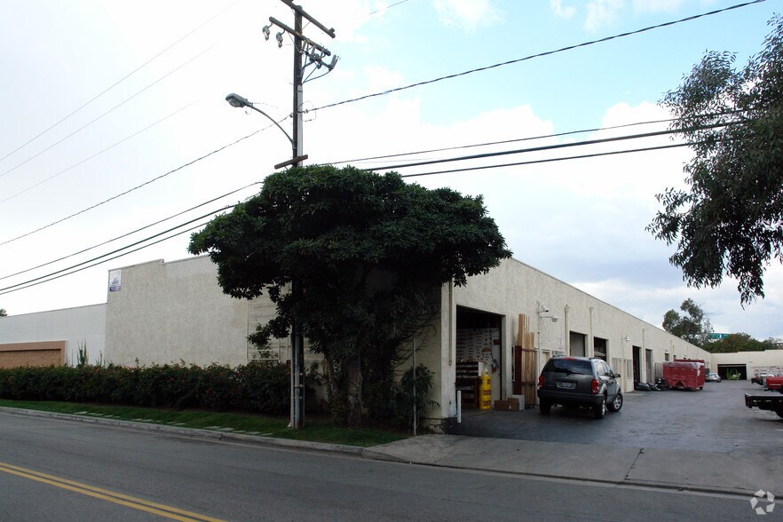 1453 Virginia Ave, Baldwin Park, CA à louer - Photo du bâtiment - Image 3 de 14