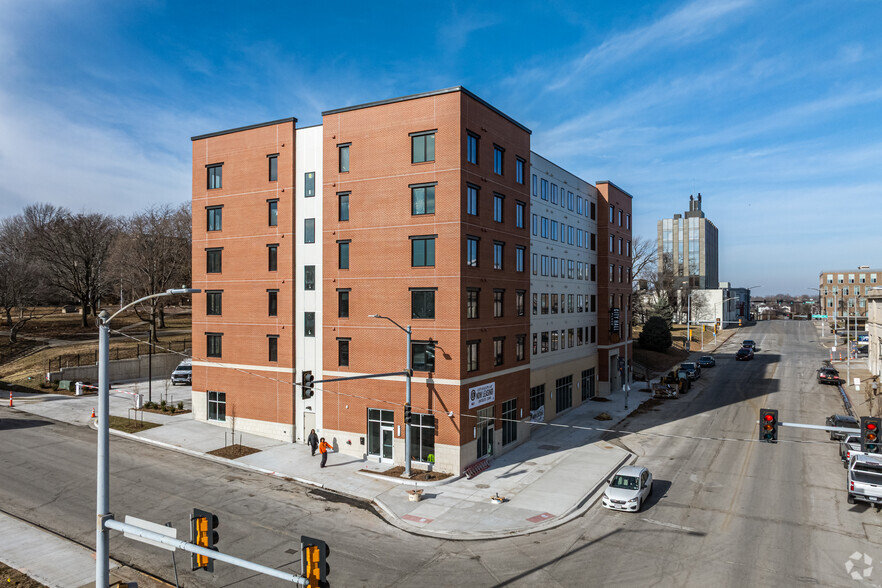 810 N 6th St, Kansas City, KS for lease - Building Photo - Image 3 of 4