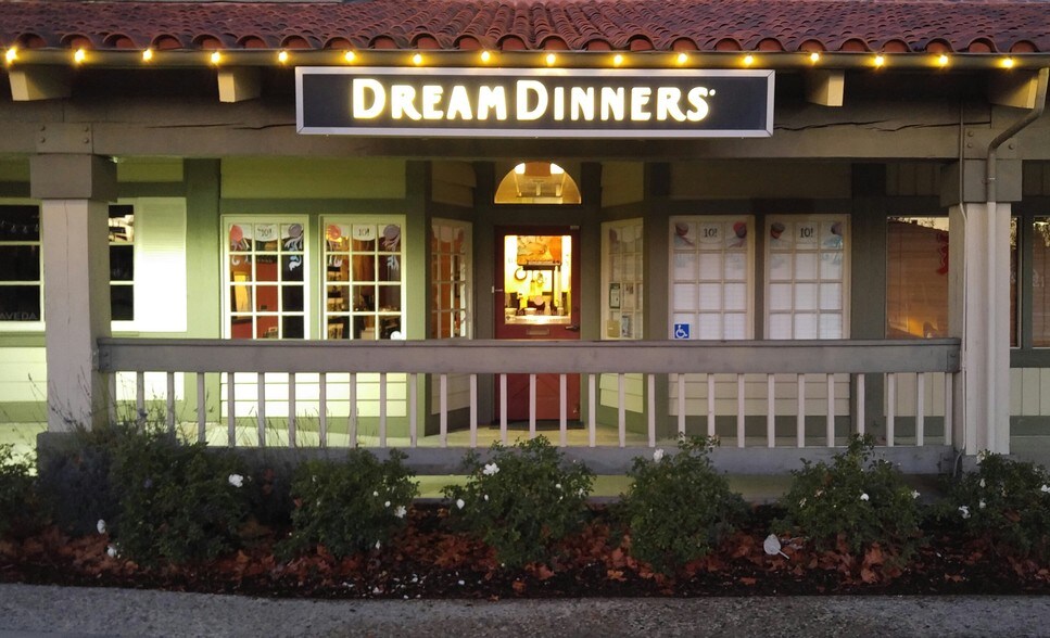 14107 Winchester Blvd, Los Gatos, CA à louer - Photo du bâtiment - Image 2 de 7