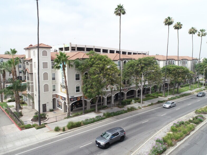1400 University Ave, Riverside, CA à louer - Photo du bâtiment - Image 2 de 7