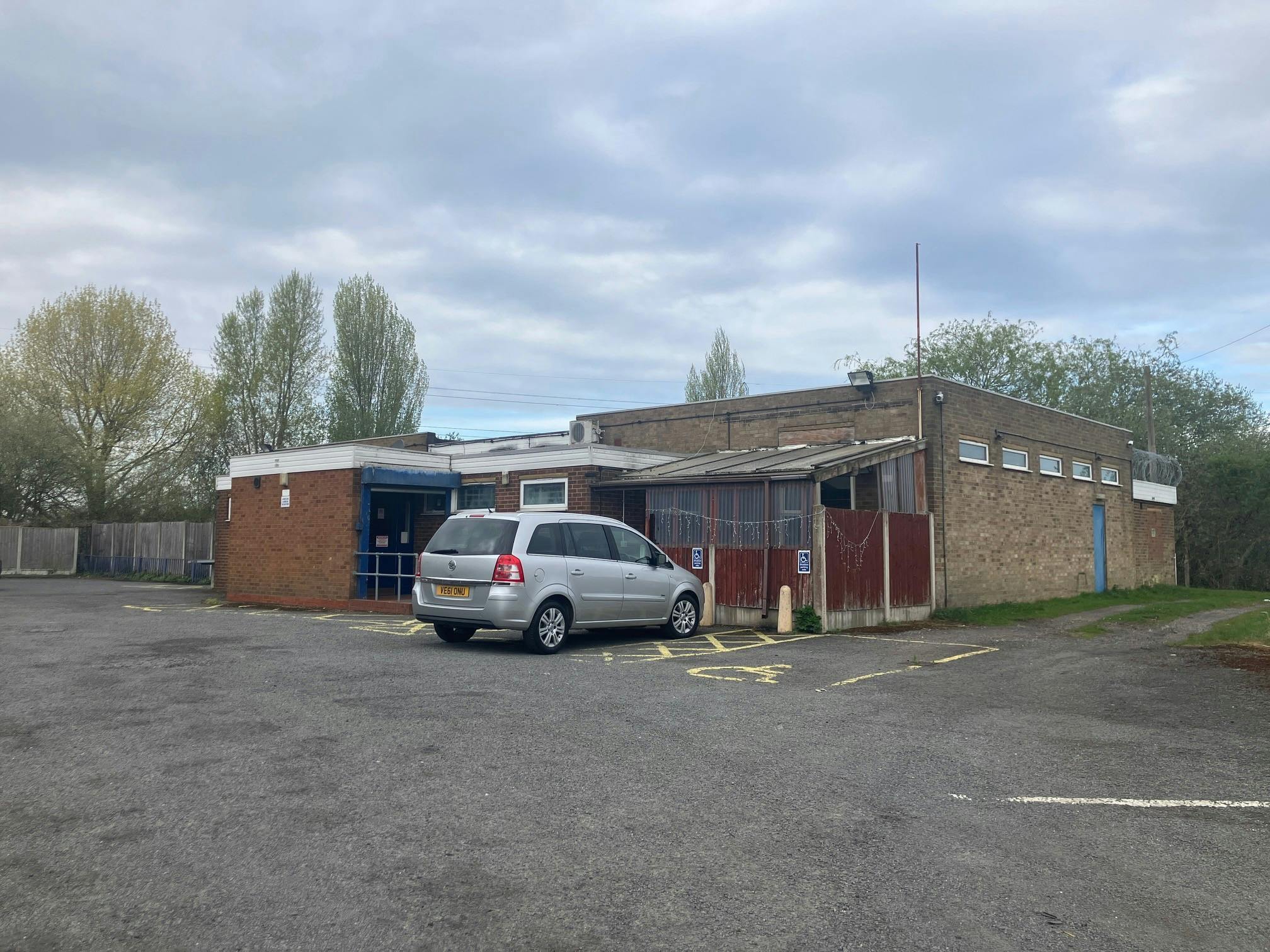 122 Ashes Rd, Oldbury à vendre Photo du bâtiment- Image 1 de 18