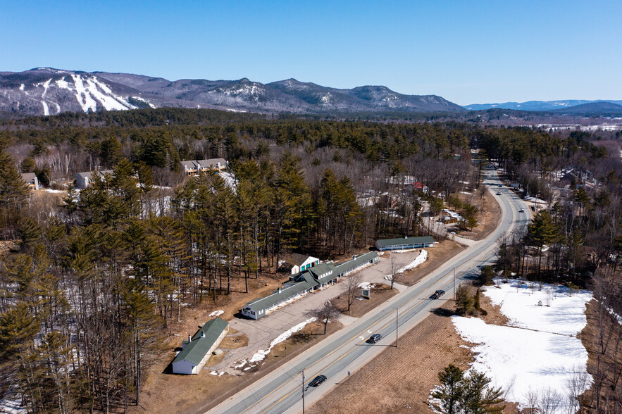 3245 White Mountain Hwy, North Conway, NH à vendre - Photo du bâtiment - Image 3 de 11