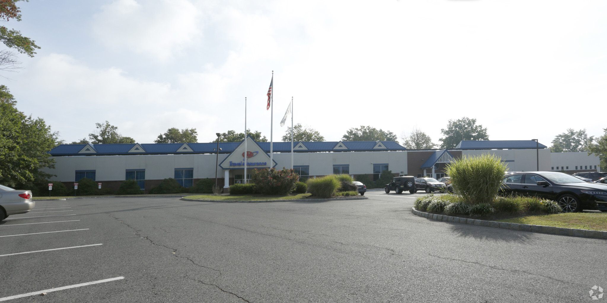 2 S Gold Dr, Hamilton, NJ for lease Primary Photo- Image 1 of 4