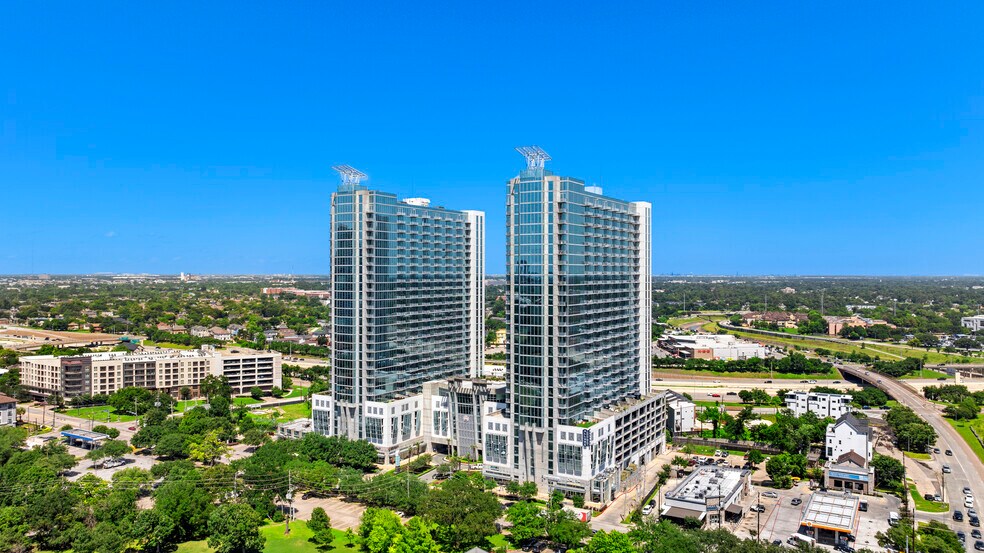 5925 Almeda Rd, Houston, TX à louer - Photo du bâtiment - Image 3 de 18