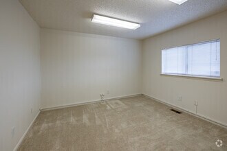 10650-10750 Irma Dr, Northglenn, CO for lease Interior Photo- Image 2 of 6