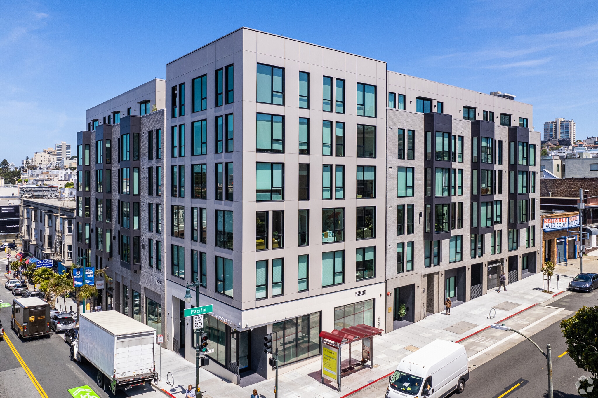 1580 Pacific Ave, San Francisco, CA à vendre Photo principale- Image 1 de 14