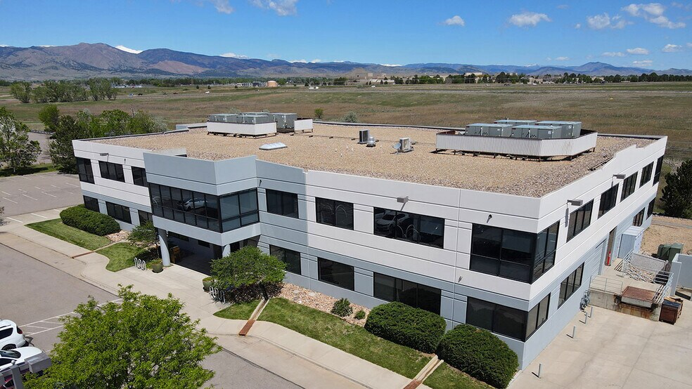 6899 Winchester Cir, Boulder, CO à vendre - Photo du bâtiment - Image 3 de 7
