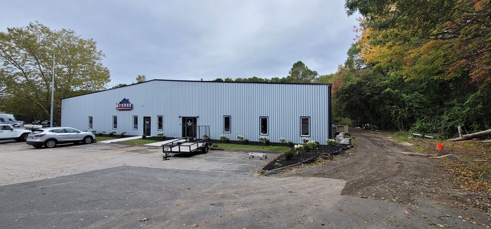 5 Heritage Park, Clinton, CT for lease - Building Photo - Image 1 of 16