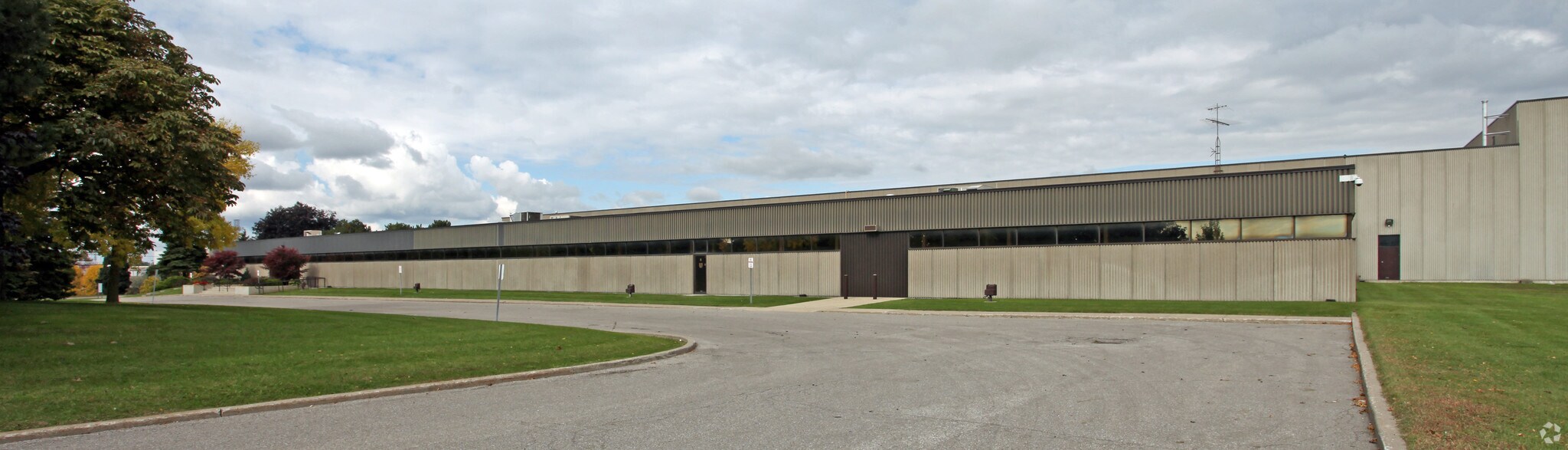 1602 Tricont Ave, Whitby, ON à vendre Photo principale- Image 1 de 1