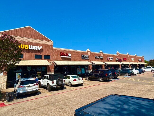 Plus de détails pour 1035 N Highway 77, Waxahachie, TX - Commerce de détail à louer