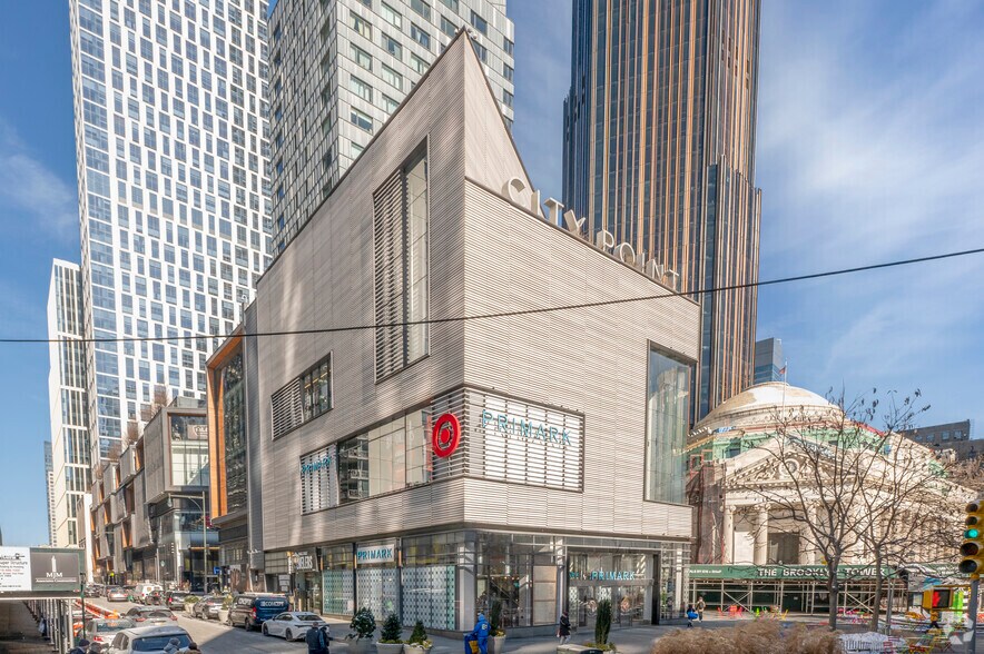 10 City Pt, Brooklyn, NY à louer - Photo du bâtiment - Image 2 de 15