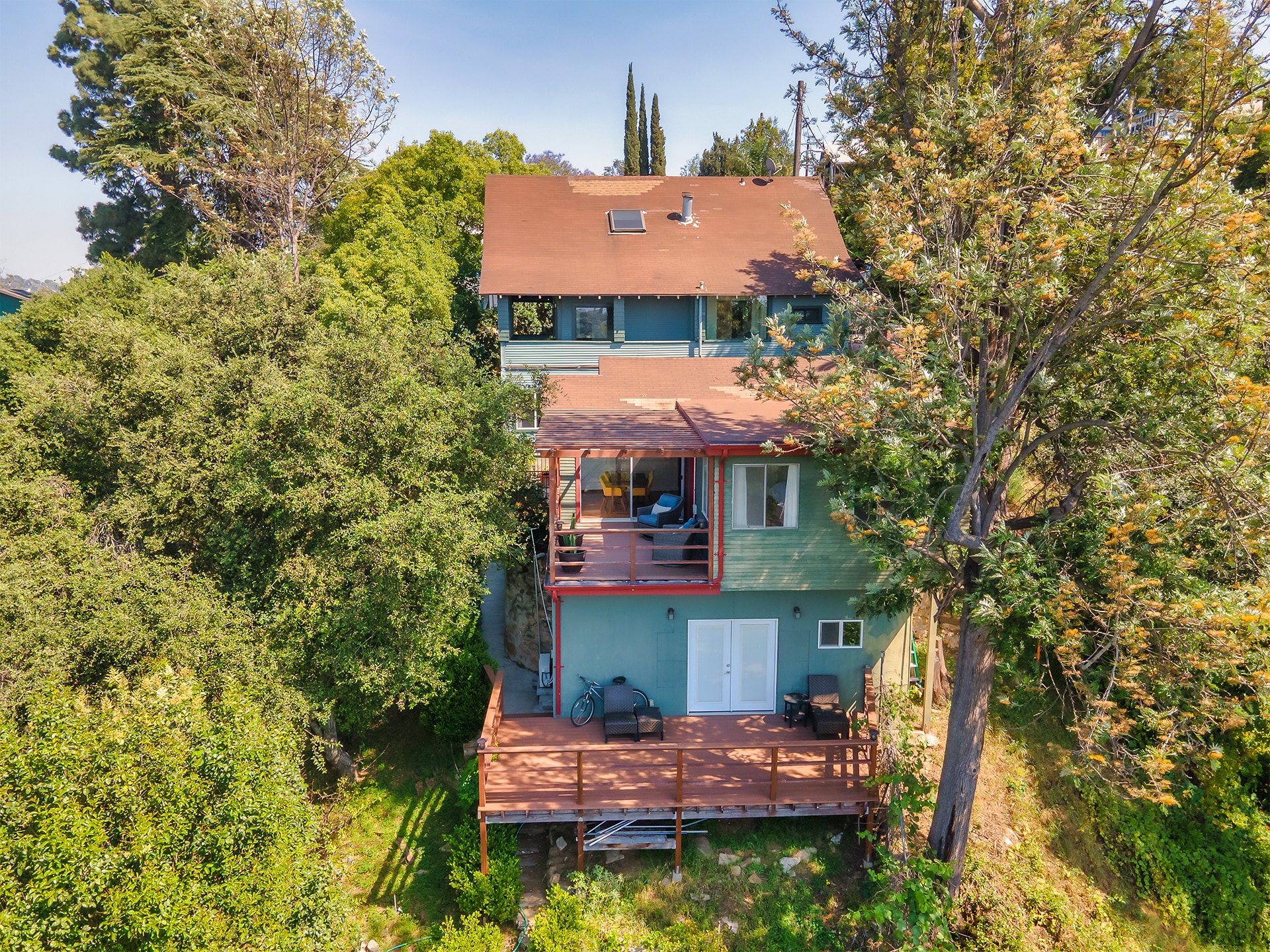 1825 Altivo Way, Los Angeles, CA for sale Primary Photo- Image 1 of 76