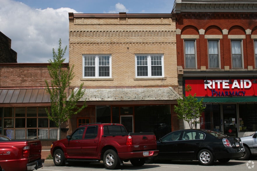 546 3rd St, Beaver, PA for lease - Building Photo - Image 2 of 3