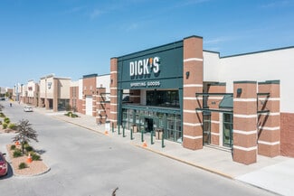 Plus de détails pour 320 S Jordan Creek Pky, West Des Moines, IA - Commerce de détail à vendre