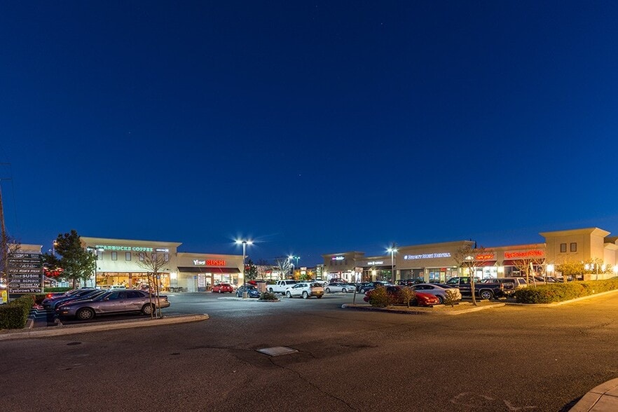 17003 Bear Valley Rd, Hesperia, CA for lease - Building Photo - Image 2 of 10