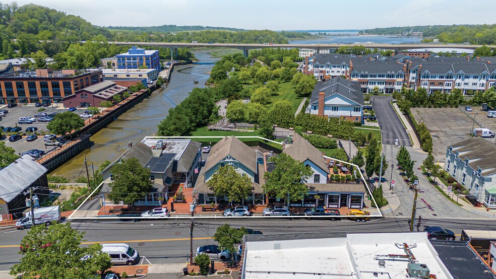 1353-1363 Old Northern Blvd portefeuille de 4 propriétés à vendre sur LoopNet.ca - Photo du bâtiment - Image 3 de 6