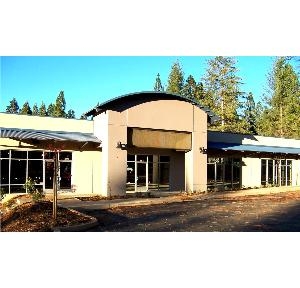 416 Crown Point Cir, Grass Valley, CA for lease - Building Photo - Image 2 of 9