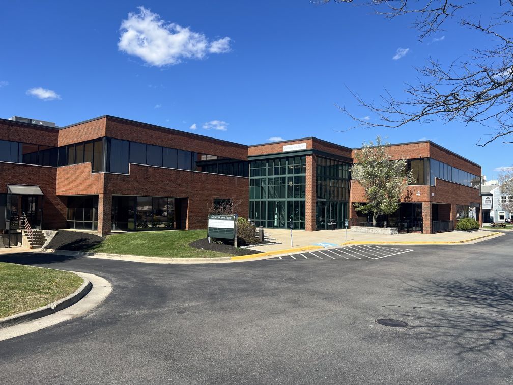 4 Shaws Cv, New London, CT for lease Interior Photo- Image 1 of 2
