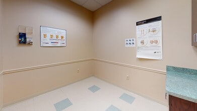 7823 Spivey Station Blvd, Jonesboro, GA for lease Interior Photo- Image 2 of 9
