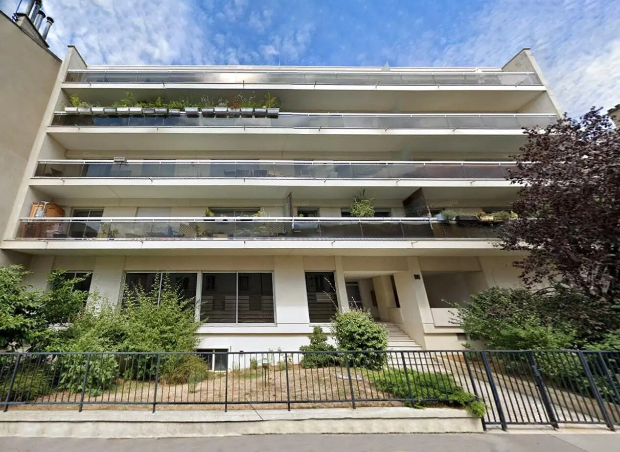 Office in Boulogne-Billancourt for sale Building Photo- Image 1 of 3