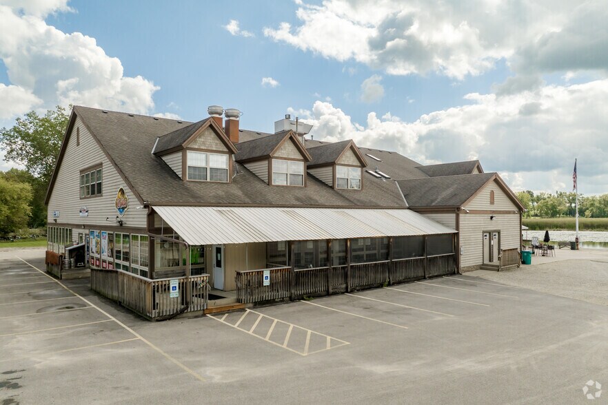 99 Kazimour Dr, Port Barrington, IL à louer - Photo principale - Image 2 de 21