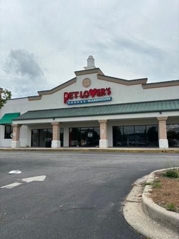 1411 Retail Row, Hartsville, SC for lease Building Photo- Image 1 of 3