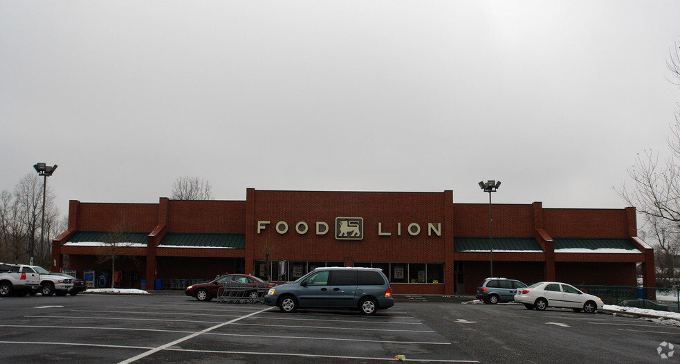 5715-5791 Crain Hwy, Upper Marlboro, MD for lease - Building Photo - Image 2 of 4