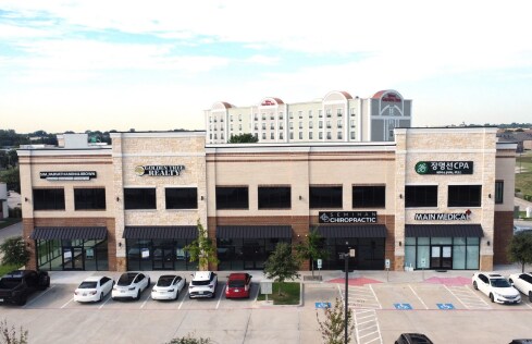 2670 Lake Vista Dr, Lewisville, TX for lease - Building Photo - Image 2 of 6