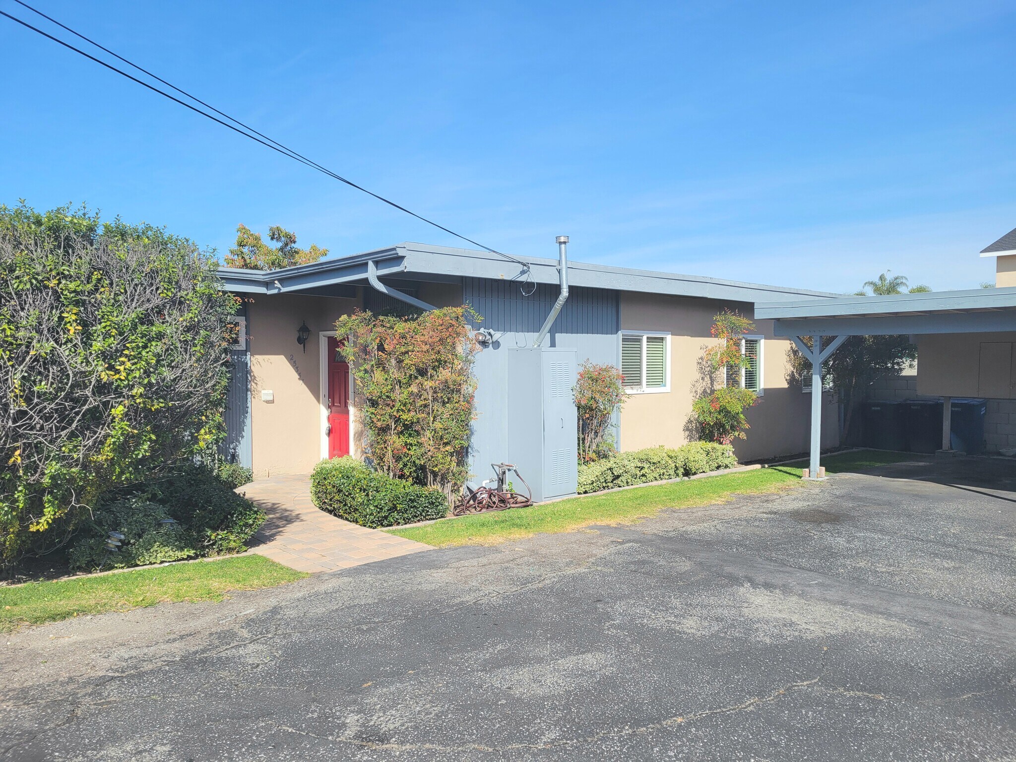 25353 Oak St, Lomita, CA à vendre Photo du bâtiment- Image 1 de 40