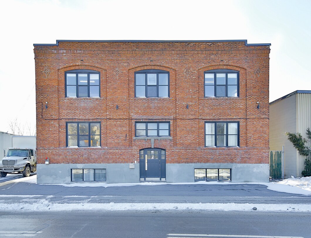 5010 Rue Saint-Patrick, Montréal, QC for sale Building Photo- Image 1 of 1