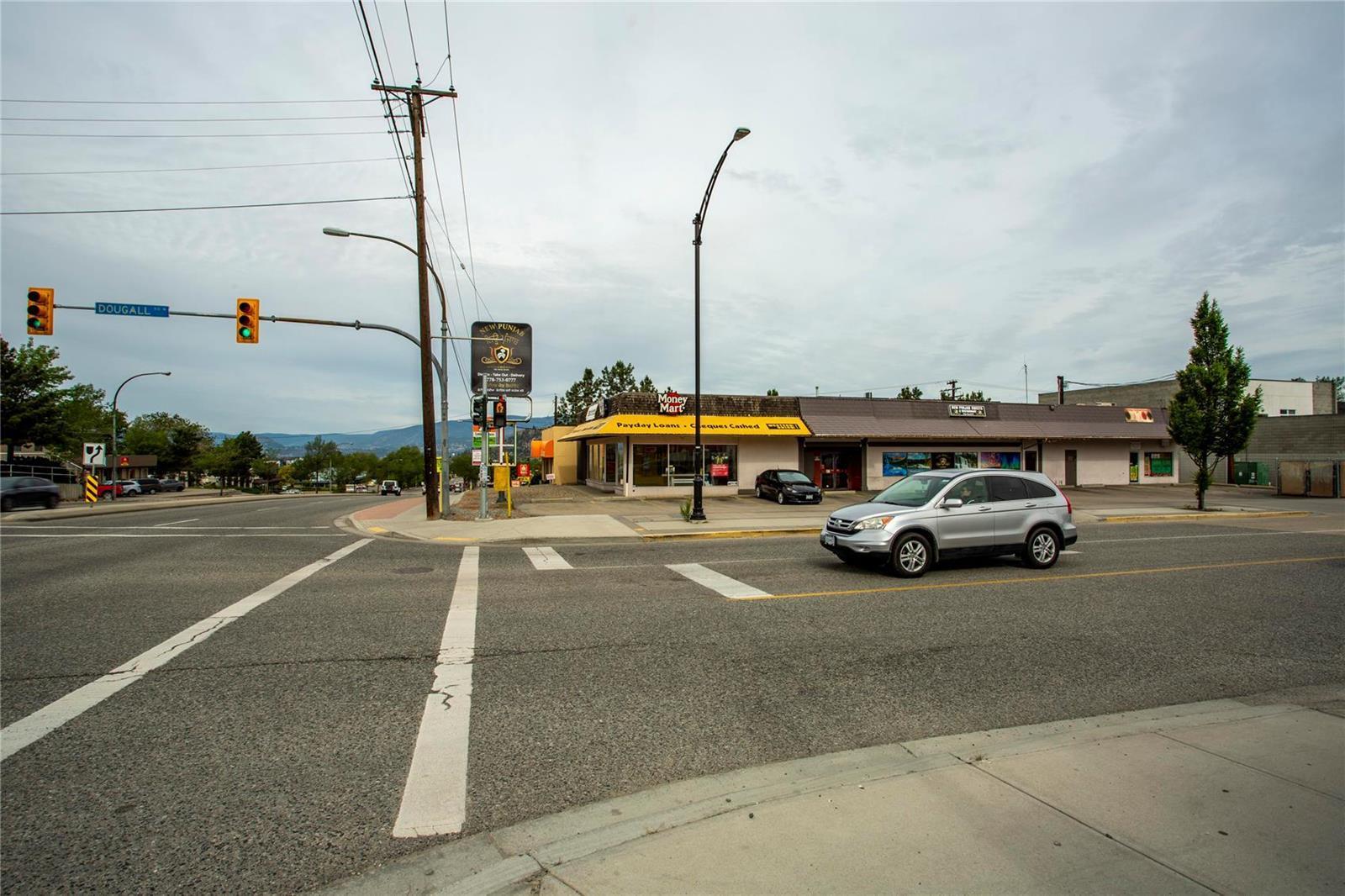 120 Dougall Rd, Kelowna, BC for sale Building Photo- Image 1 of 1