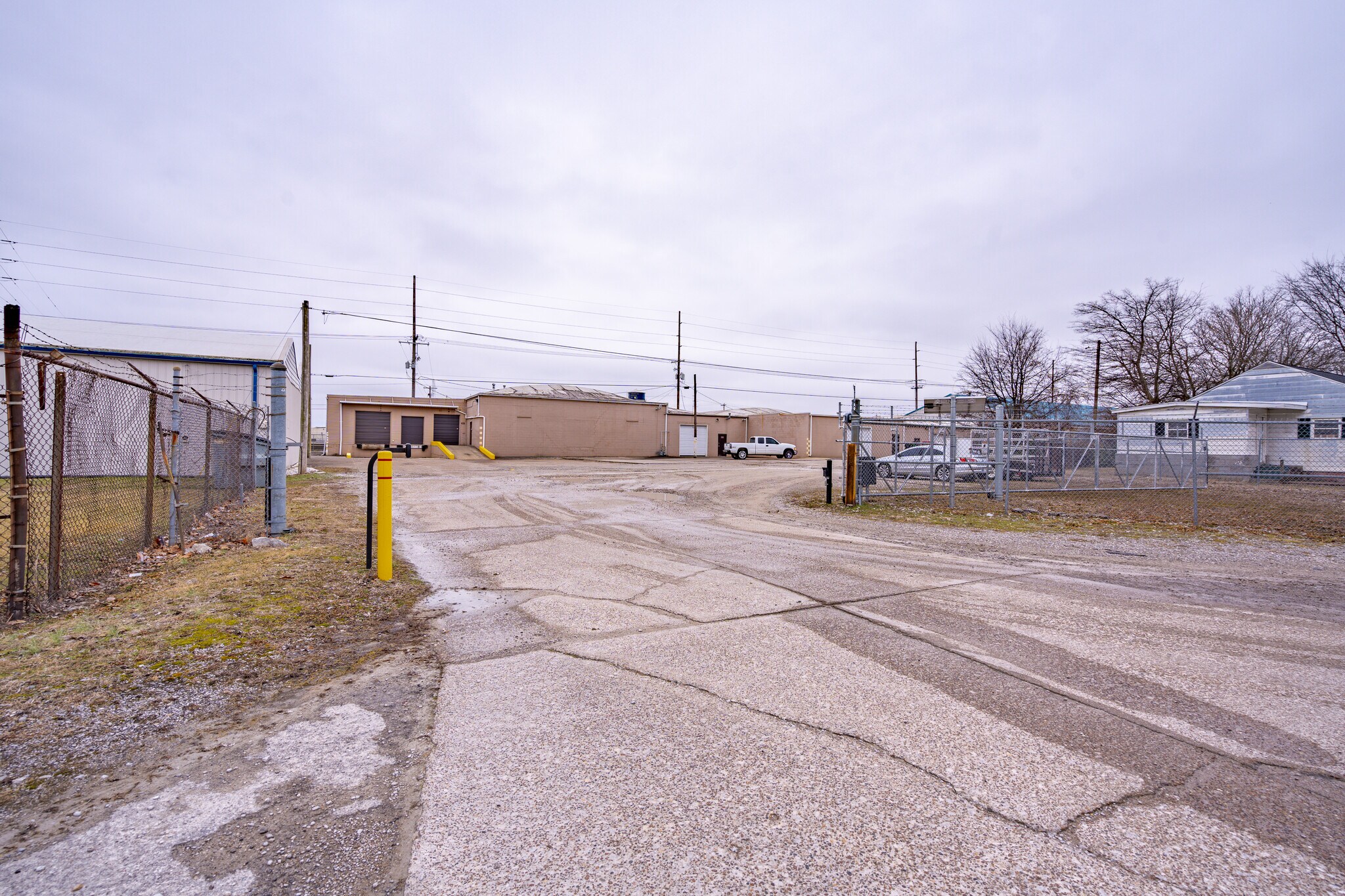 1180 E Diamond Ave, Evansville, IN for lease Primary Photo- Image 1 of 15