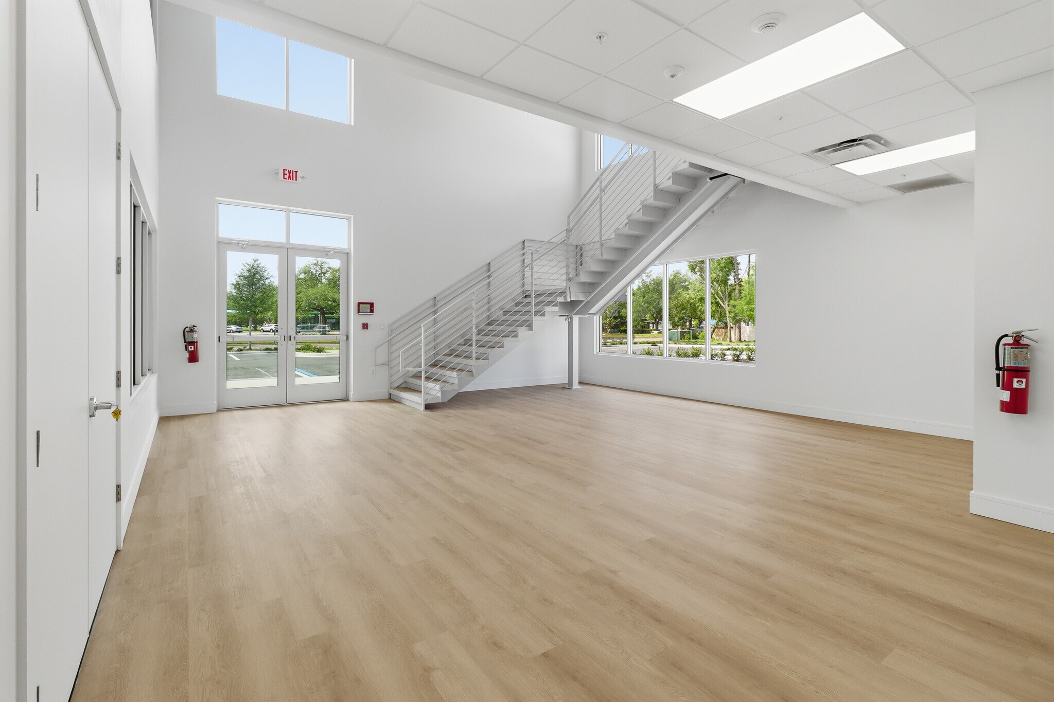 3416 W Lake Mary Blvd, Lake Mary, FL à louer Photo du bâtiment- Image 1 de 21