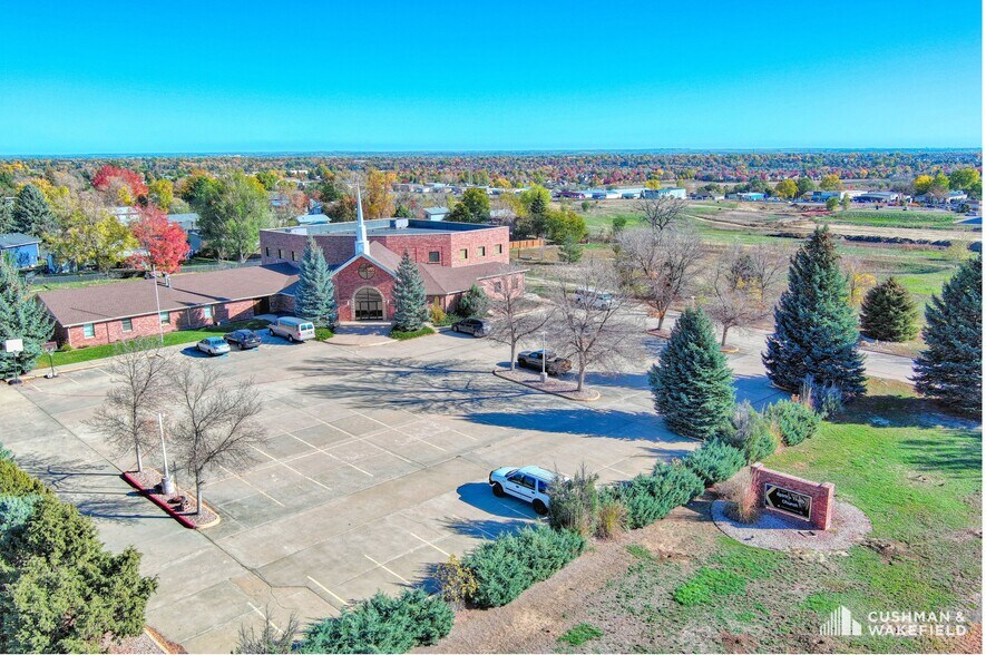 320 W Trilby Rd, Fort Collins, CO à vendre - Photo du bâtiment - Image 2 de 5