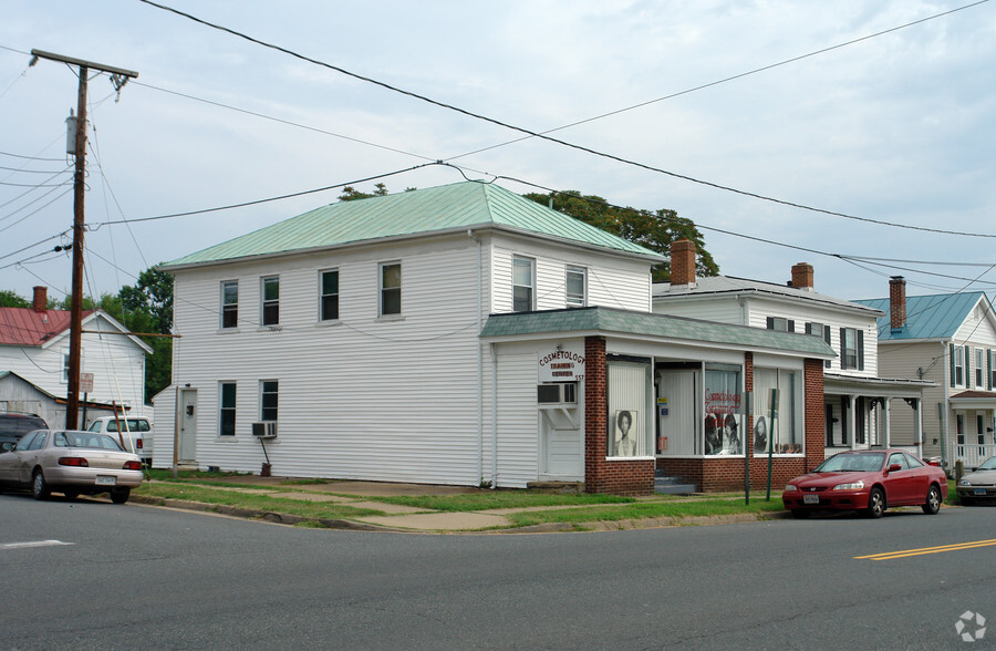 657 Lafayette Blvd, Fredericksburg, VA à vendre - Photo principale - Image 1 de 1