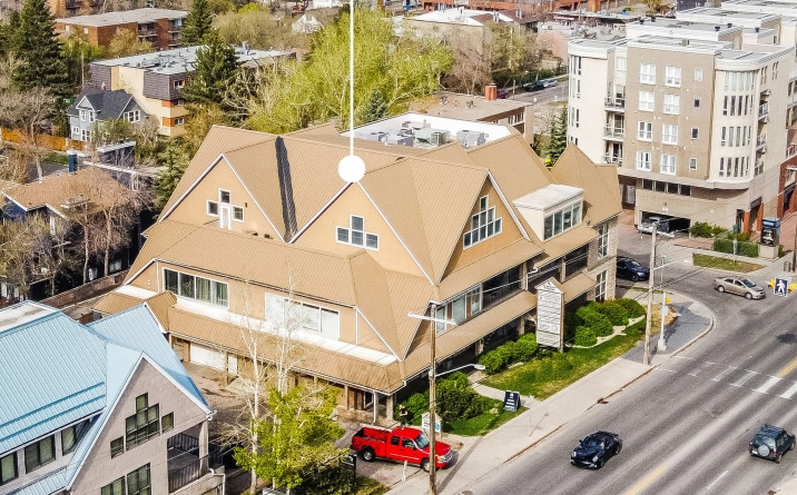 1608 17th Ave SW, Calgary, AB à louer Photo du bâtiment- Image 1 de 2