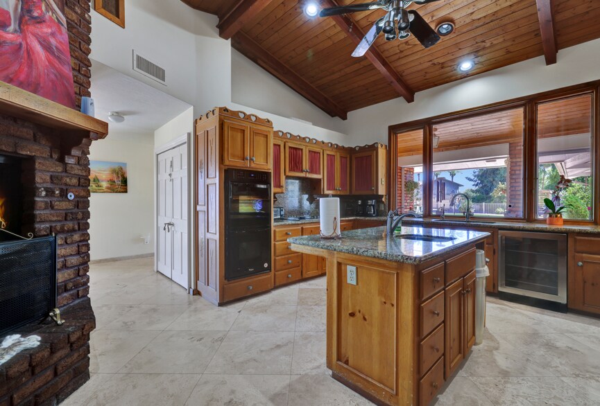 1625 N Cherry Cir, Mesa, AZ à vendre - Photo du bâtiment - Image 2 de 28