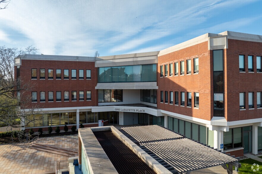 1 Lafayette Pl, Greenwich, CT for lease - Building Photo - Image 1 of 19