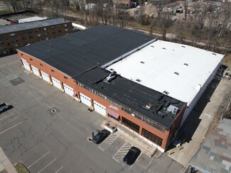 Plus de détails pour 570 Tolland St, East Hartford, CT - Industriel à vendre