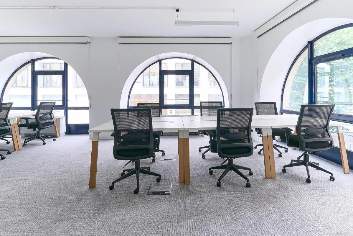 12 Rue De La Bourse, Paris for lease Interior Photo- Image 1 of 13