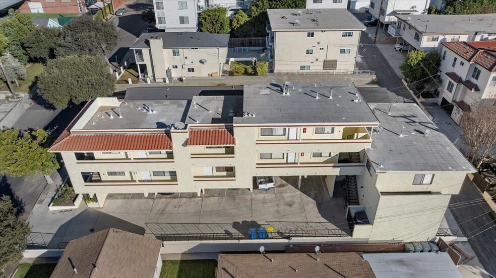 216 Sheldon St, El Segundo, CA for sale - Building Photo - Image 3 of 11