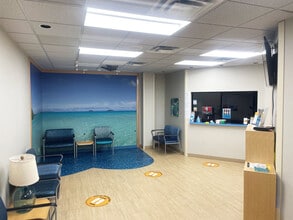 500 N Keene St, Columbia, MO for lease Interior Photo- Image 1 of 16