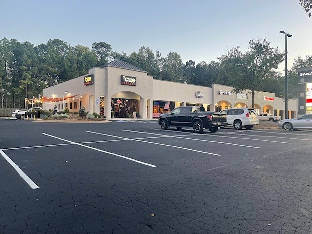 5260 Peachtree Industrial Blvd, Peachtree Corners, GA for lease - Building Photo - Image 1 of 14