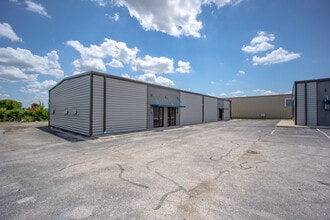 2845 Broce Dr, Norman, OK à vendre Photo intérieure- Image 2 de 22