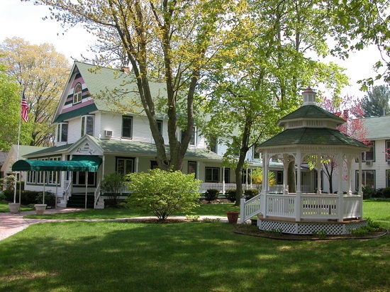 83 Lakeshore Dr, Douglas, MI à vendre Photo principale- Image 1 de 1