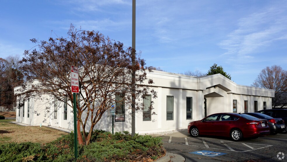 11175 Ridgefield Pky, Richmond, VA for lease - Primary Photo - Image 1 of 8