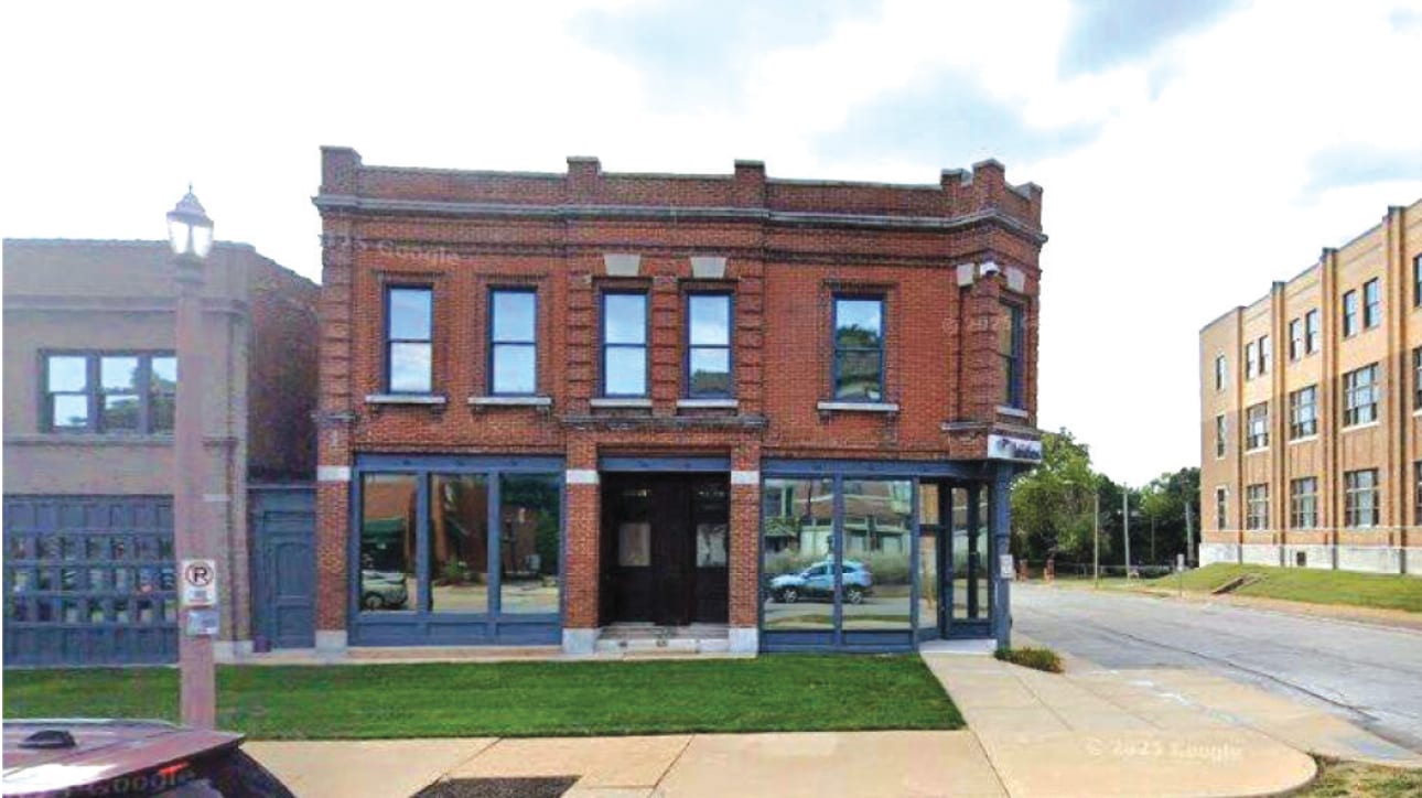 2333 S Grand Blvd, Saint Louis, MO for lease Primary Photo- Image 1 of 2